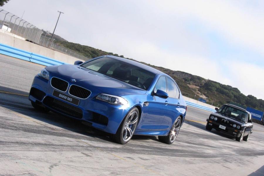  BMW M5 2012 года  (фото 19 из 319)